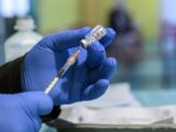 Covid, 54.088 contagi e 244 decessi nelle ultime 24 ore