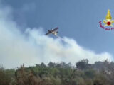 Grande incendio boschivo in provincia di Lucca