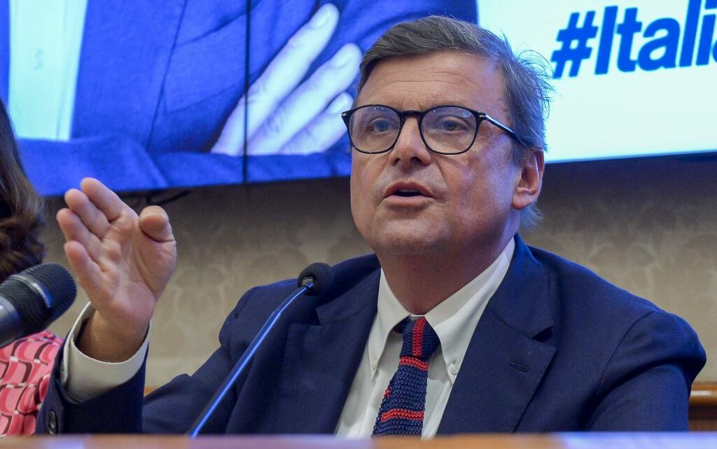 Calenda “Sospendere campagna elettorale, misure per caro-gas” Calenda “Sospendere campagna elettorale, misure per caro-gas”
