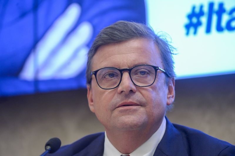 Calenda “In arrivo tsunami finanziario ed energetico” Calenda “In arrivo tsunami finanziario ed energetico”