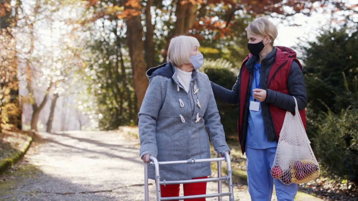 Contratti, siglato il primo Ccnl per il settore sociosanitario Contratti, siglato il primo Ccnl per il settore sociosanitario
