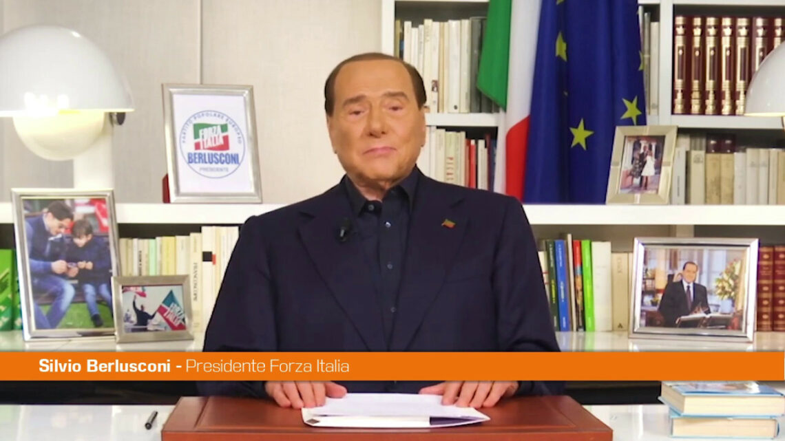 Migranti, Berlusconi “L’Europa ci deve aiutare” Migranti, Berlusconi “L’Europa ci deve aiutare”
