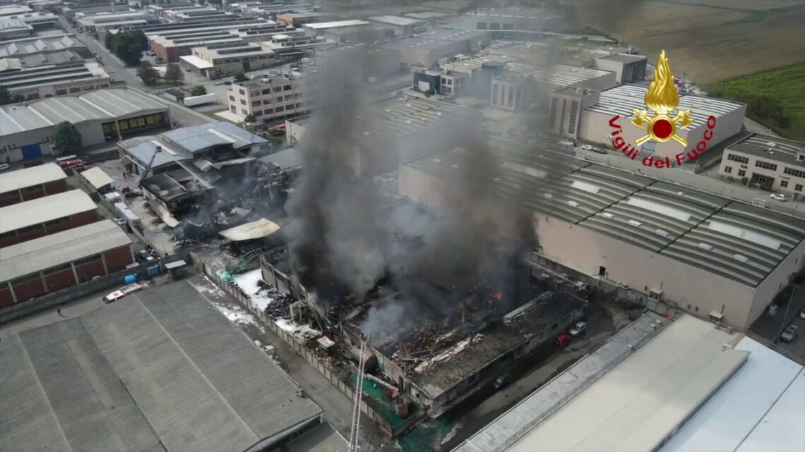 Incendio San Giuliano, Terminata ricognizione aerea Vigili del Fuoco Incendio San Giuliano, Terminata ricognizione aerea Vigili del Fuoco