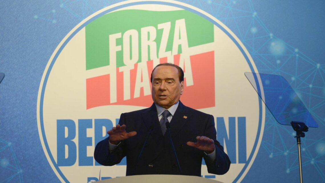Berlusconi “La nostra flat-tax è facile da pagare, difficile da evadere” Berlusconi “La nostra flat-tax è facile da pagare, difficile da evadere”