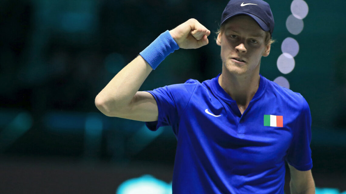 Sinner nei quarti agli Us Open contro Alcaraz, fuori Nadal Sinner nei quarti agli Us Open contro Alcaraz, fuori Nadal
