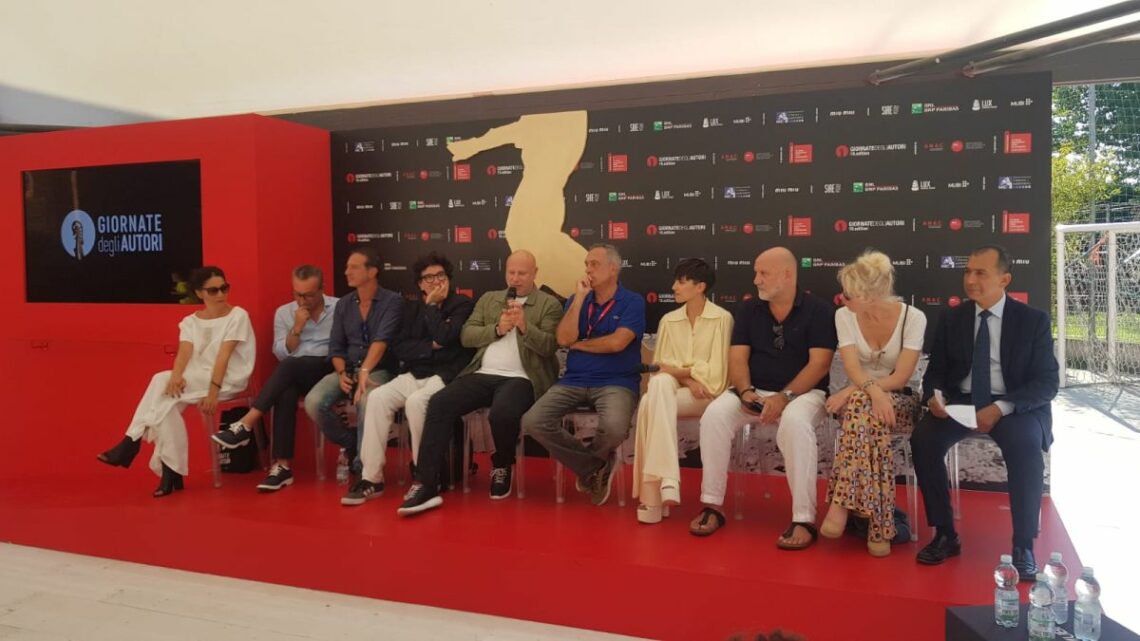 Alla Mostra del Cinema di Venezia arriva “Spaccaossa” di Pirrotta Alla Mostra del Cinema di Venezia arriva “Spaccaossa” di Pirrotta