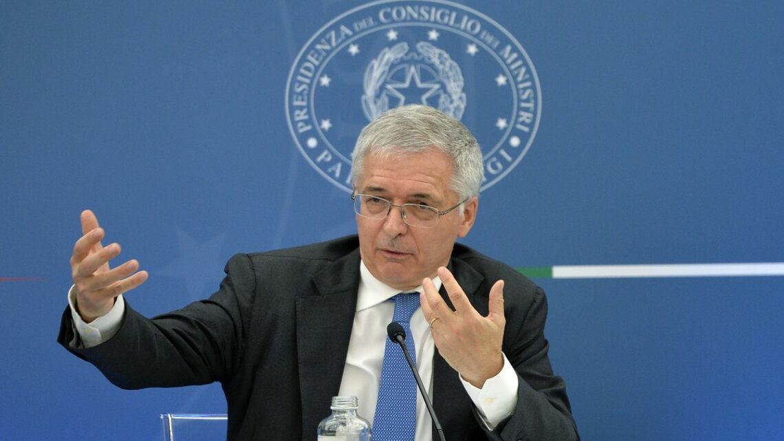 Franco “Stanziati finora 43 mld contro il caro energia” Franco “Stanziati finora 43 mld contro il caro energia”