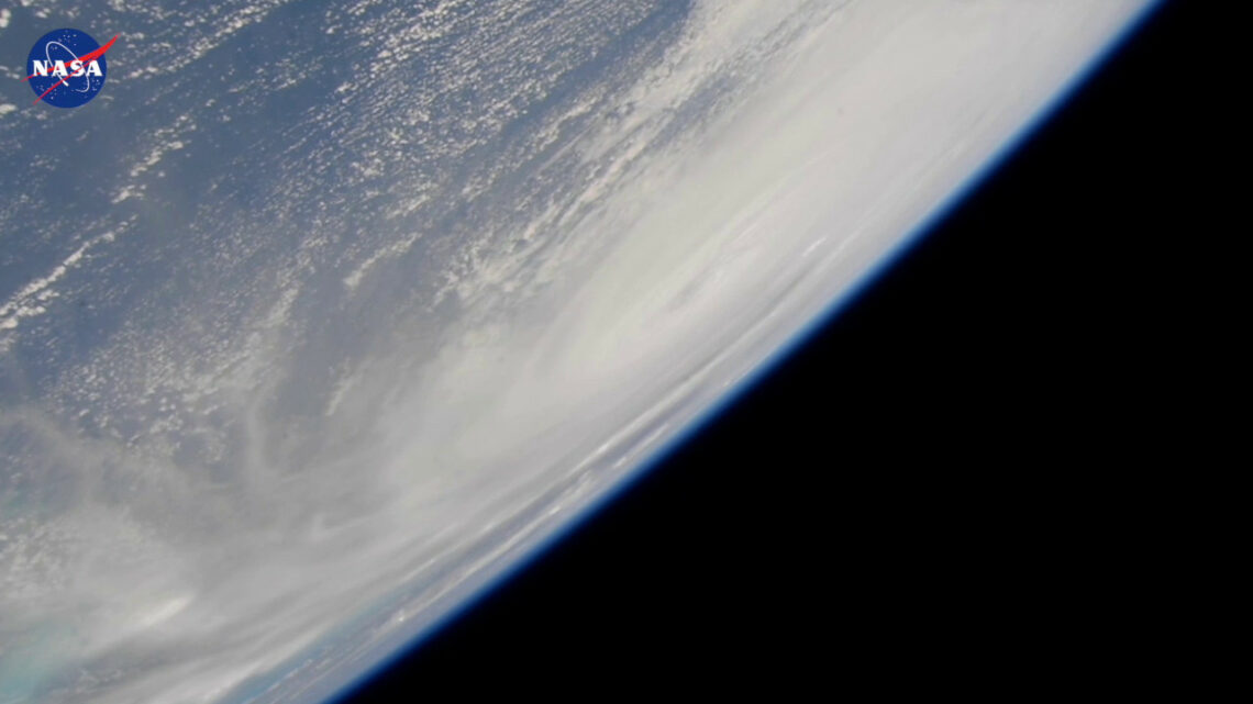 L’uragano Ian visto dallo spazio, le immagini L’uragano Ian visto dallo spazio, le immagini