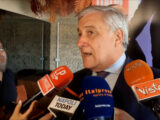 Tajani “Dovremmo regalare un pannello solare a ogni famiglia”