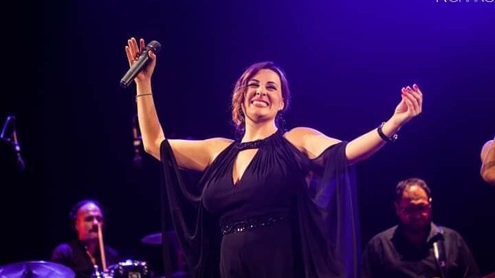 Roberta Tondelli in concerto a Villa Bruno: Napoli al…Massimo
