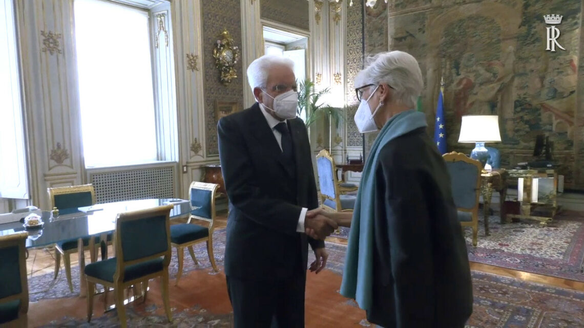 Mattarella incontra la Presidente della Corte Costituzionale Sciarra Mattarella incontra la Presidente della Corte Costituzionale Sciarra