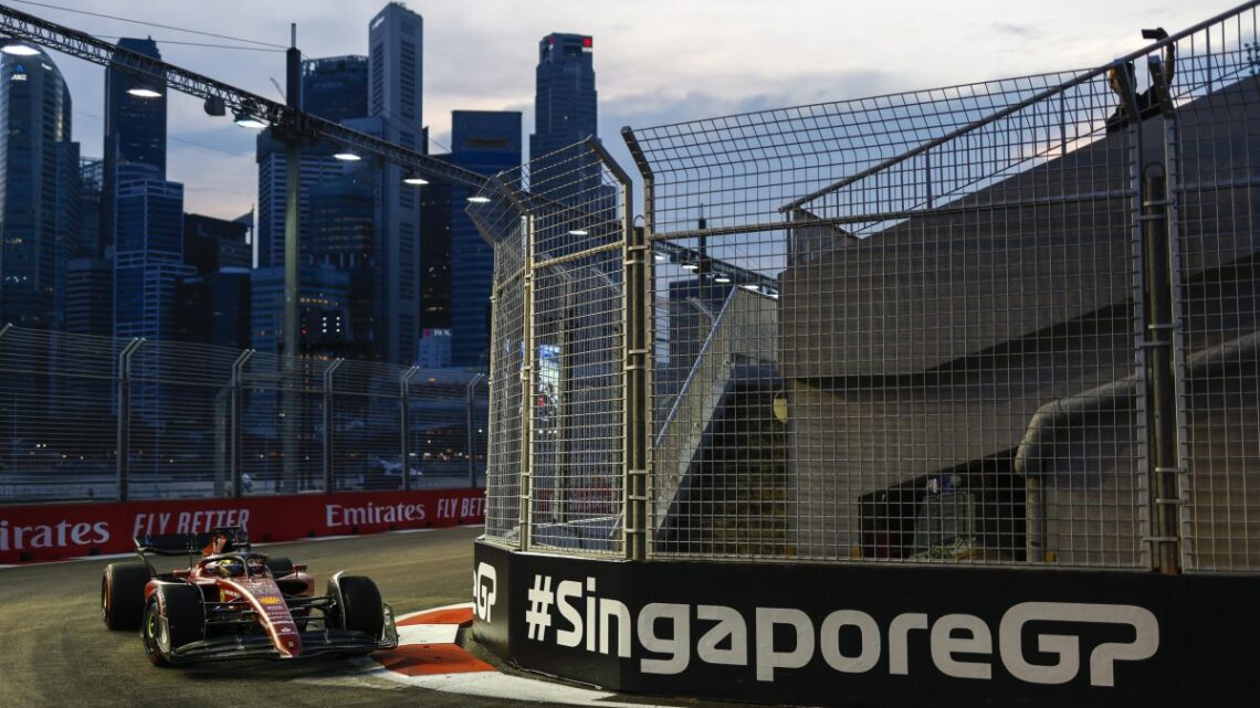 Gp Singapore, pole Leclerc su Perez, Hamilton e Sainz Gp Singapore, pole Leclerc su Perez, Hamilton e Sainz