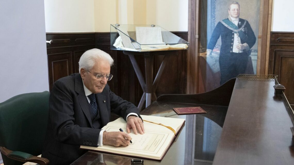 Mattarella “Pace e sicurezza sono messe a gravissimo rischio” Mattarella “Pace e sicurezza sono messe a gravissimo rischio”