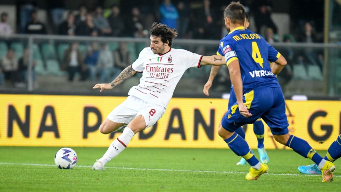 Verona non è più fatal, il Milan soffre ma vince 2-1 Verona non è più fatal, il Milan soffre ma vince 2-1