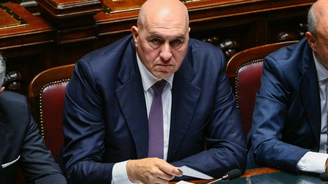 Crosetto “Di fronte al Governo un orizzonte di 10 anni” Crosetto “Di fronte al Governo un orizzonte di 10 anni”