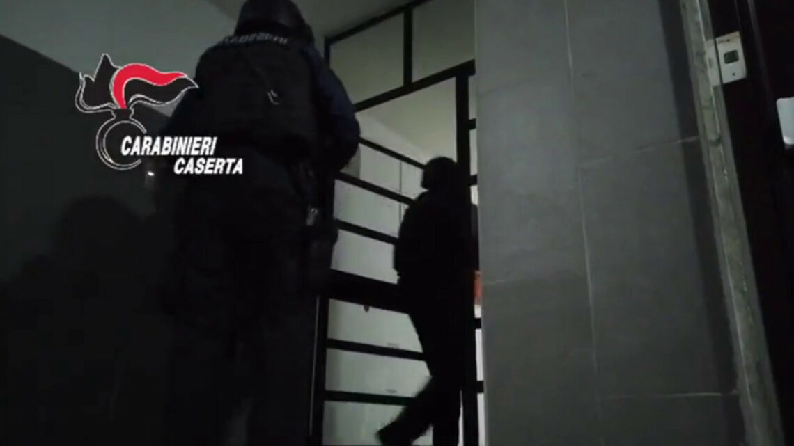 Spaccio di droga nel casertano, otto misure cautelari Spaccio di droga nel casertano, otto misure cautelari