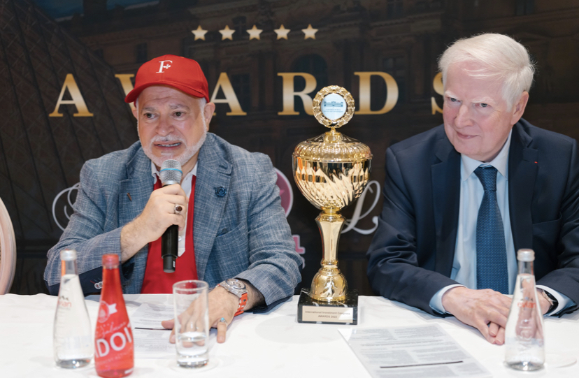 Parigi, il Xth International Investment Congress premia Hadi al Alawi e Louis Petiet Parigi, il Xth International Investment Congress premia Hadi al Alawi e Louis Petiet