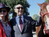 Il viaggio del cavallo Persano per la salute mentale arriva a Roma