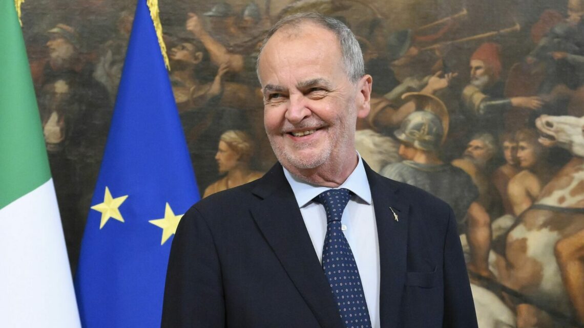 Calderoli “Il Sud dimostri quanto vale, il centralismo ha fallito” Calderoli “Il Sud dimostri quanto vale, il centralismo ha fallito”