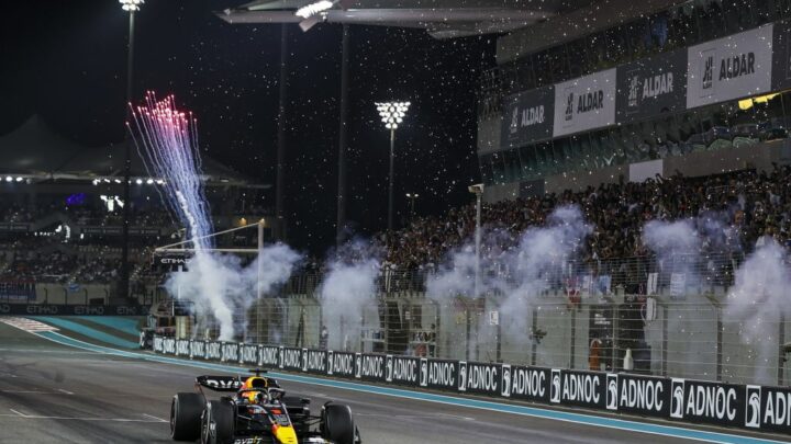 GP di Abu Dhabi: vince Verstappen, Leclerc secondo