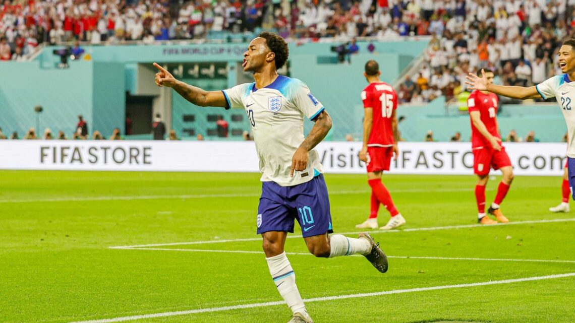 Debutto da sogno per l’Inghilterra, Iran travolto 6-2 Debutto da sogno per l’Inghilterra, Iran travolto 6-2