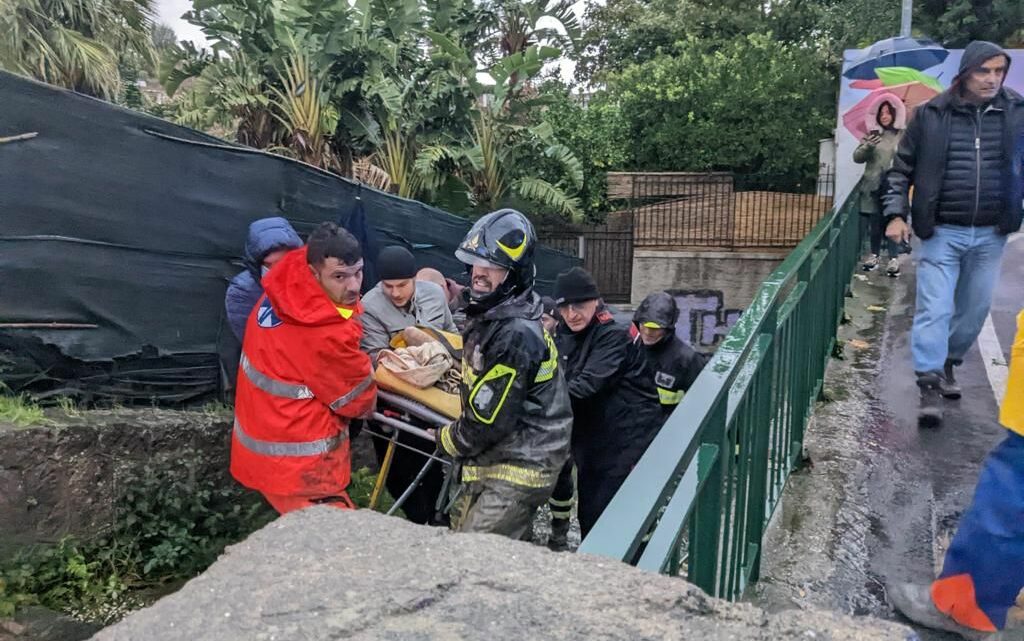 Frana a Ischia a causa del Maltempo, famiglia dispersa e una 25enne Frana a Ischia a causa del Maltempo, famiglia dispersa e una 25enne
