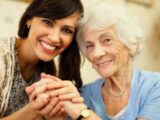 Federcasalinghe: bisogna riconoscere la figura del caregiver familiare