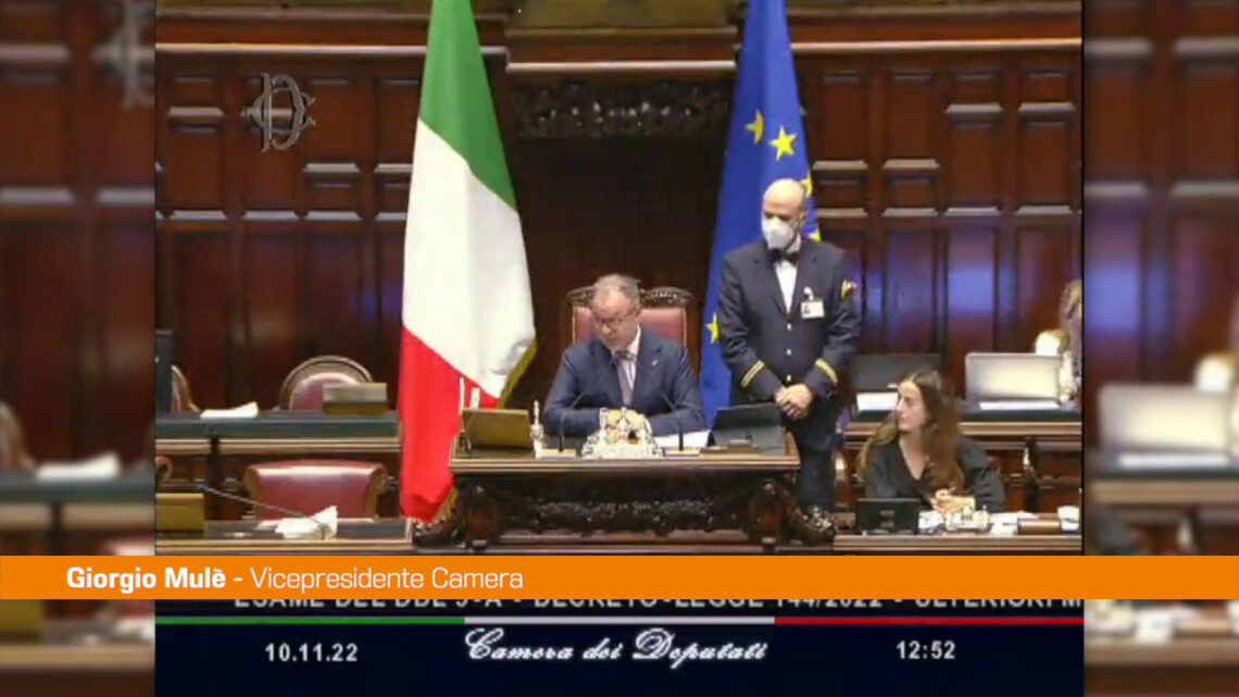 Rilasciata Alessia Piperno, applausi alla Camera Rilasciata Alessia Piperno, applausi alla Camera