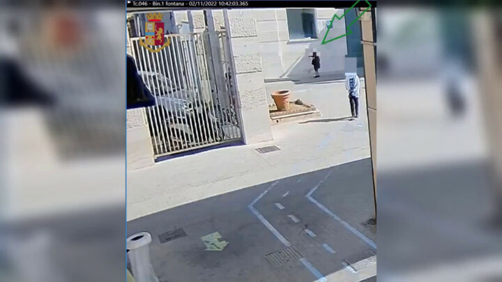 Aggredisce anziana a Palermo per rubarle pensione,  arrestato 49enne