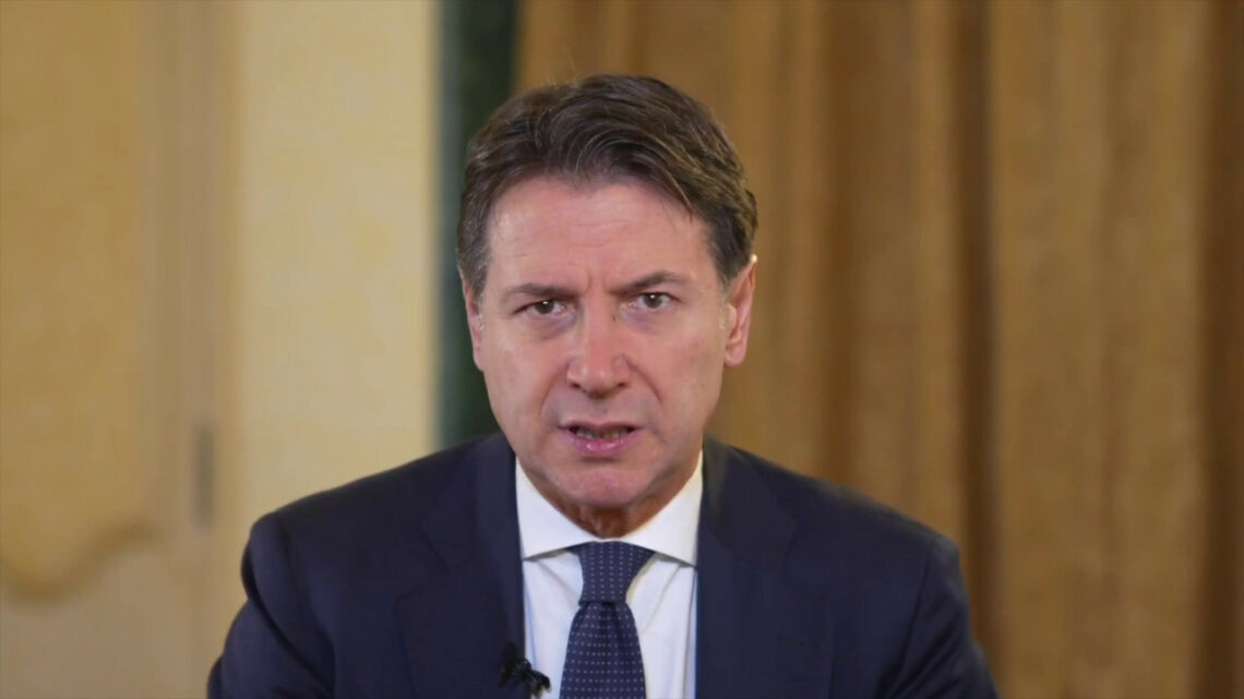 Conte “Mai fatto condoni, sciacallaggio contro di me” Conte “Mai fatto condoni, sciacallaggio contro di me”
