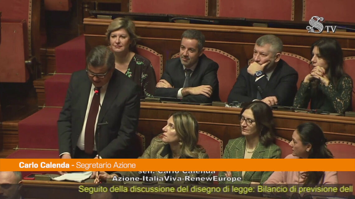 Calenda “Manovra grigia e inutile” Calenda “Manovra grigia e inutile”