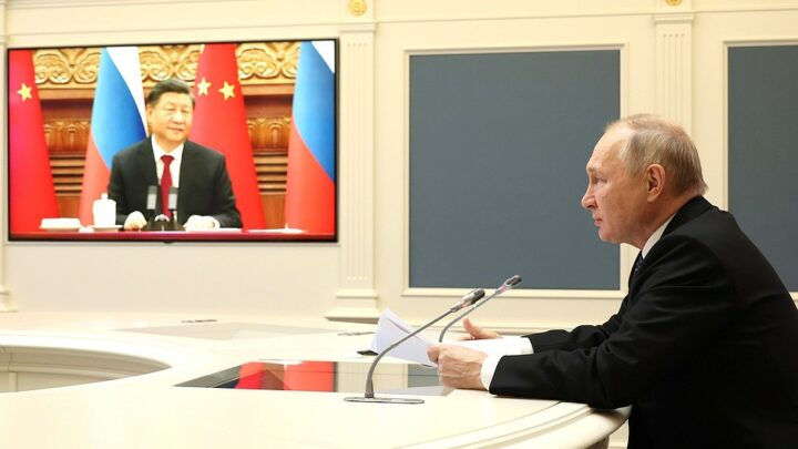 Guerra in Ucraina, Putin e Xi Jinping in videochiamata rilanciano l’asse