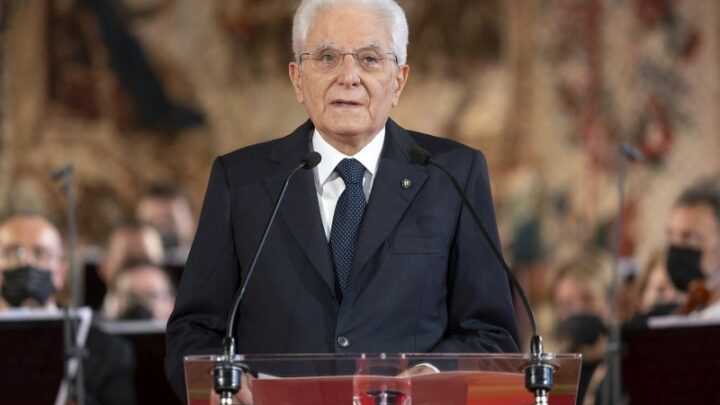Migranti, Mattarella “Serve comune e lungimirante gestione dei flussi”