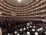 Tredici minuti di applausi per il Godunov alla Scala, ovazione per Mattarella