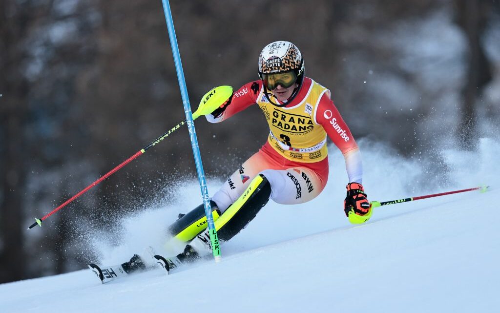 Sci alpino, Holdener vince Slalom a Sestriere Sci alpino, Holdener vince Slalom a Sestriere