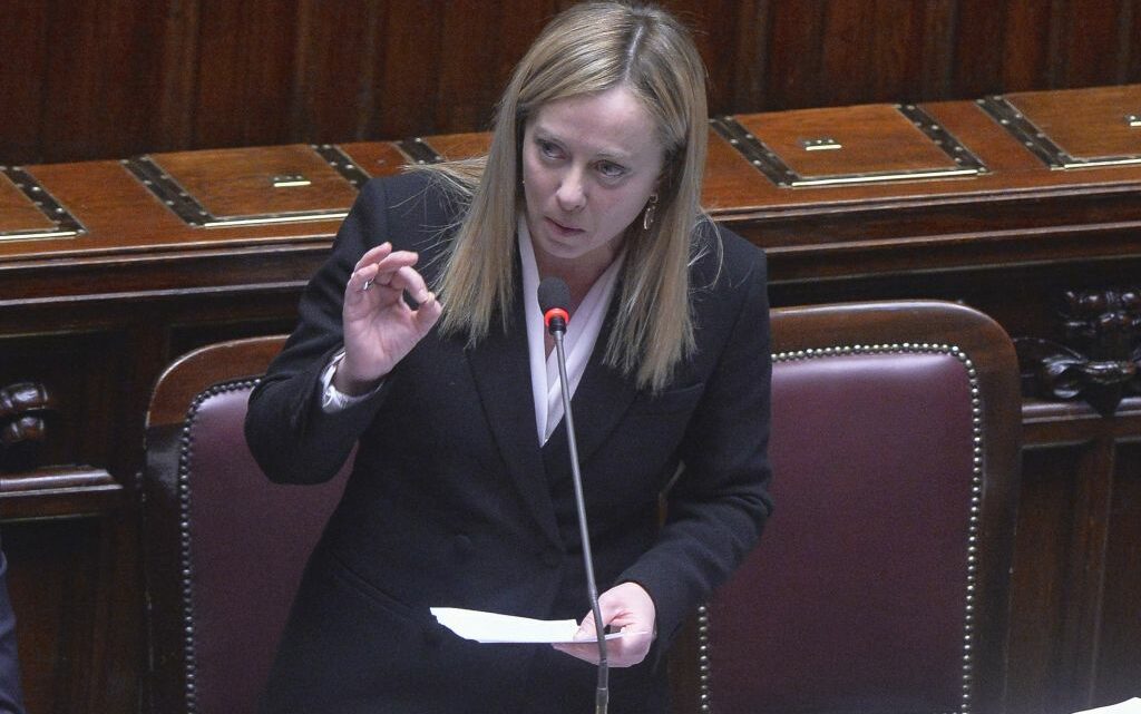 Ue, Meloni “Impossibile isolare l’Italia, siamo noi a sottovalutarci” Ue, Meloni “Impossibile isolare l’Italia, siamo noi a sottovalutarci”