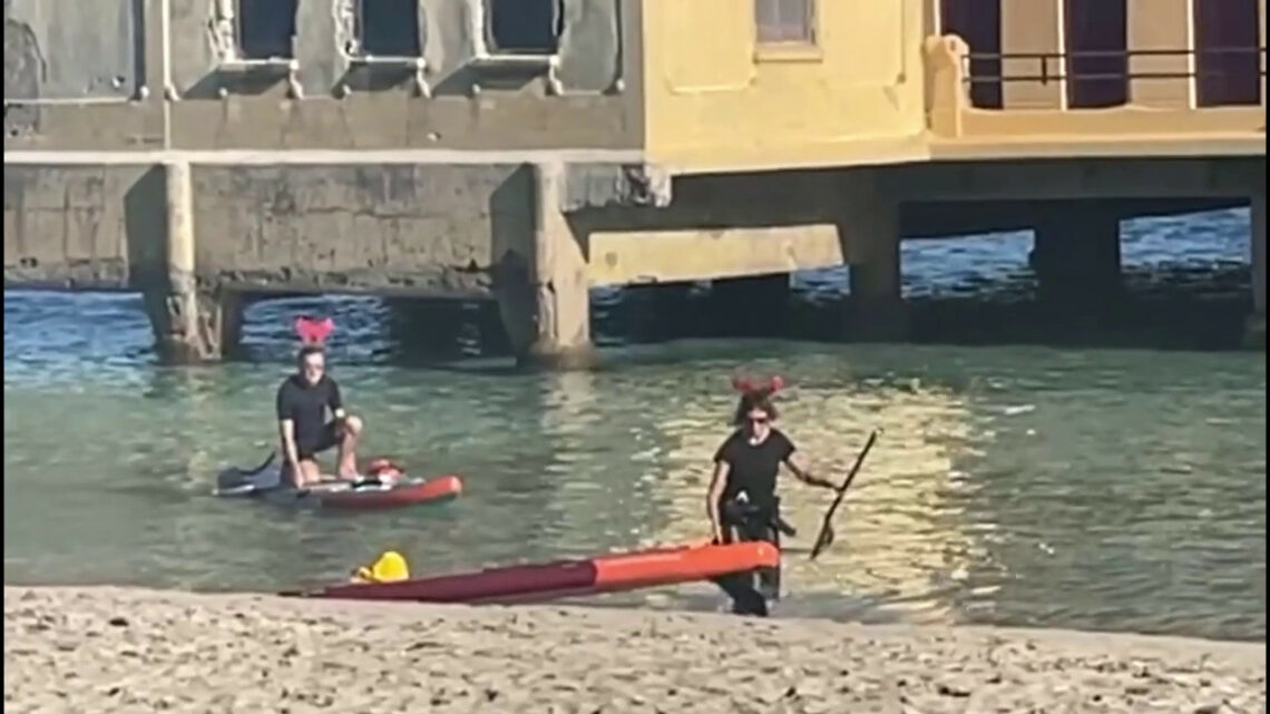 Non sono i Caraibi ma Mondello, Natale al mare per i palermitani Non sono i Caraibi ma Mondello, Natale al mare per i palermitani