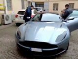 Reggio Emilia, truffa da 1 milione, sequestrate 4 auto di lusso