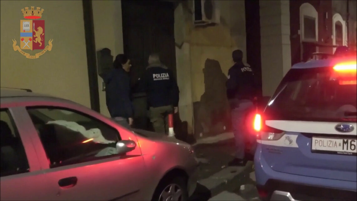 Traffico di droga tra Sicilia e Calabria, arresti di mafia a Catania Traffico di droga tra Sicilia e Calabria, arresti di mafia a Catania