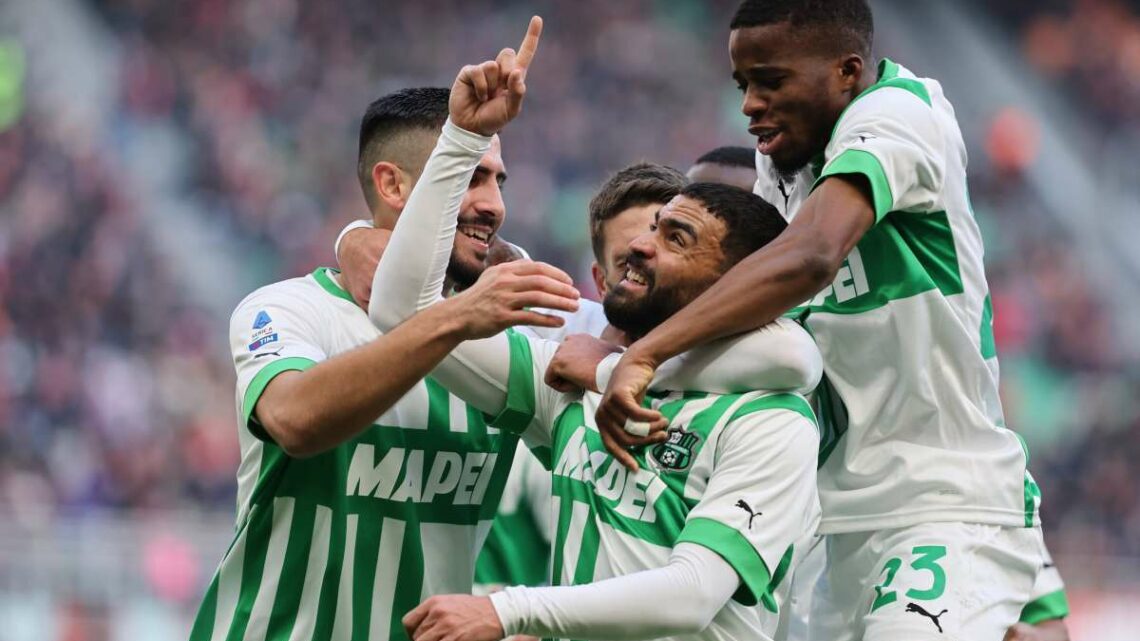 Crollo del Milan a San Siro, pokerissimo del Sassuolo Crollo del Milan a San Siro, pokerissimo del Sassuolo