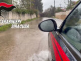 Siracusa, strade allagate e mareggiata a Ortigia