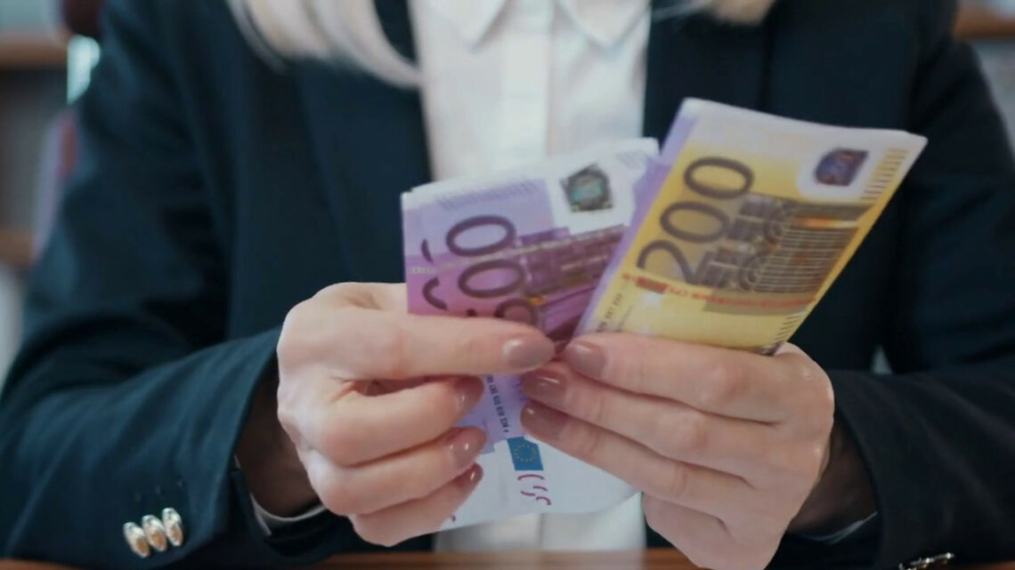 Buste paga più leggere in 22 province tra il 2019 e il 2021 Buste paga più leggere in 22 province tra il 2019 e il 2021