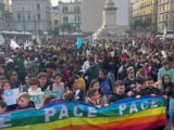 Da Napoli grido di pace per l’Ucraina, migliaia di giovani in piazza