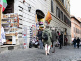 Commercio, dal 2012 spariti 100 mila negozi