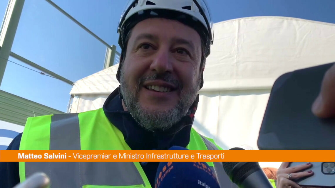 Scuola, Salvini “Proposta Fazzolari? Spero che sia una fake news” Scuola, Salvini “Proposta Fazzolari? Spero che sia una fake news”