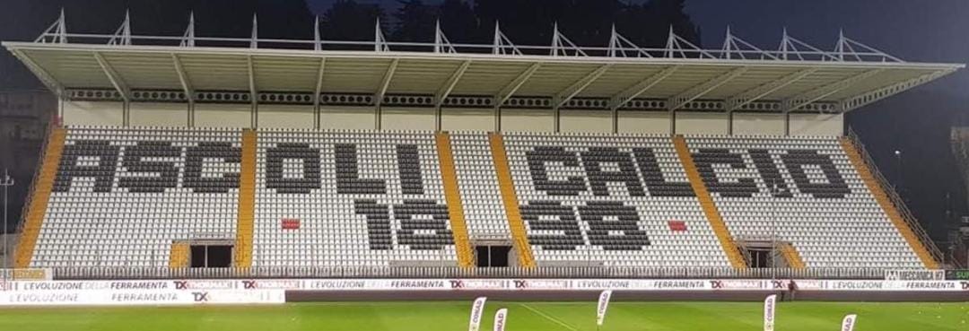 Ascoli-Benevento: la traversa salva i ragazzi di Stellone