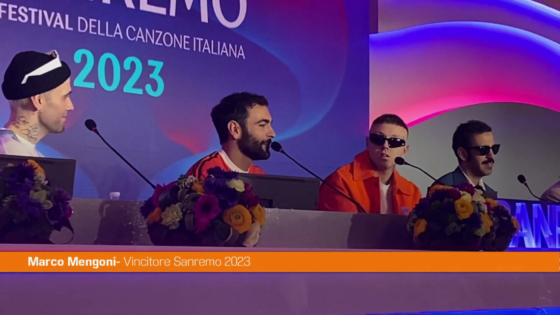 Sanremo, Mengoni “Dedico la vittoria a mia madre” Sanremo, Mengoni “Dedico la vittoria a mia madre”