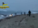 Tragedia Crotone, Gdf impegnata in recupero corpi sulla spiaggia