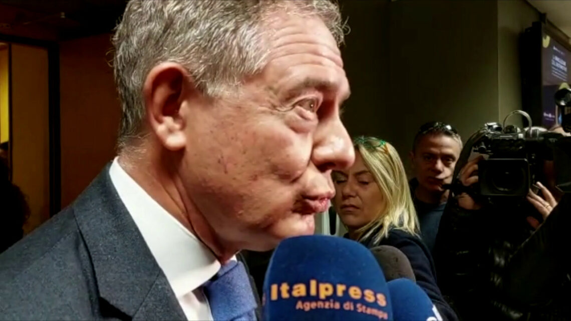 Urso “Per la transizione imporre a Commissione Ue tempi reali” Urso “Per la transizione imporre a Commissione Ue tempi reali”