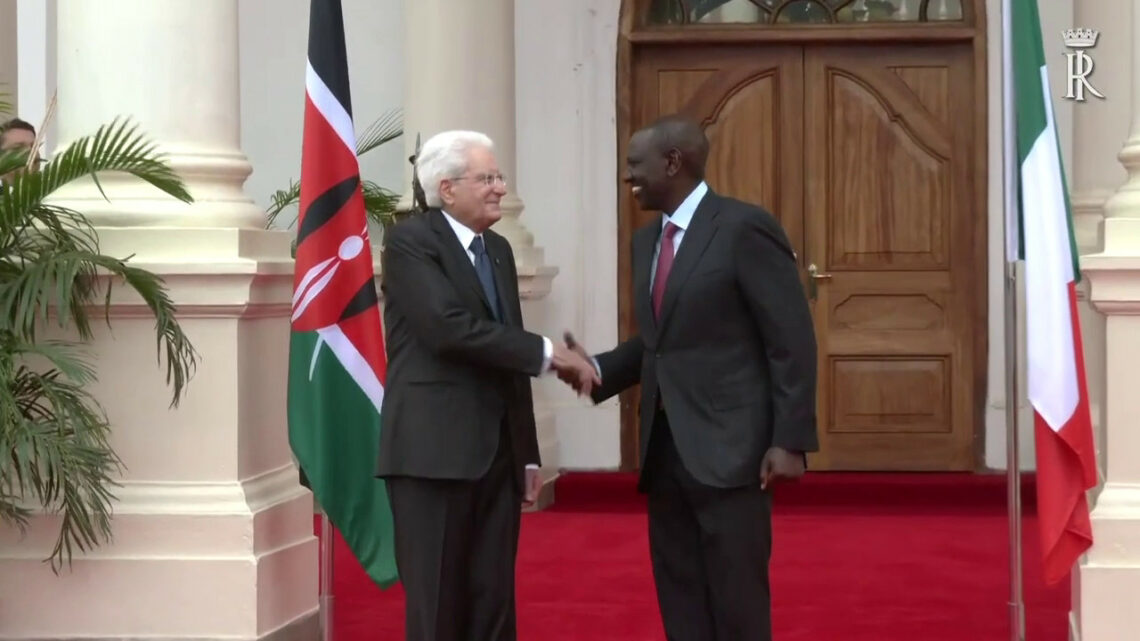 Mattarella a Nairobi incontra il presidente del Kenya Mattarella a Nairobi incontra il presidente del Kenya